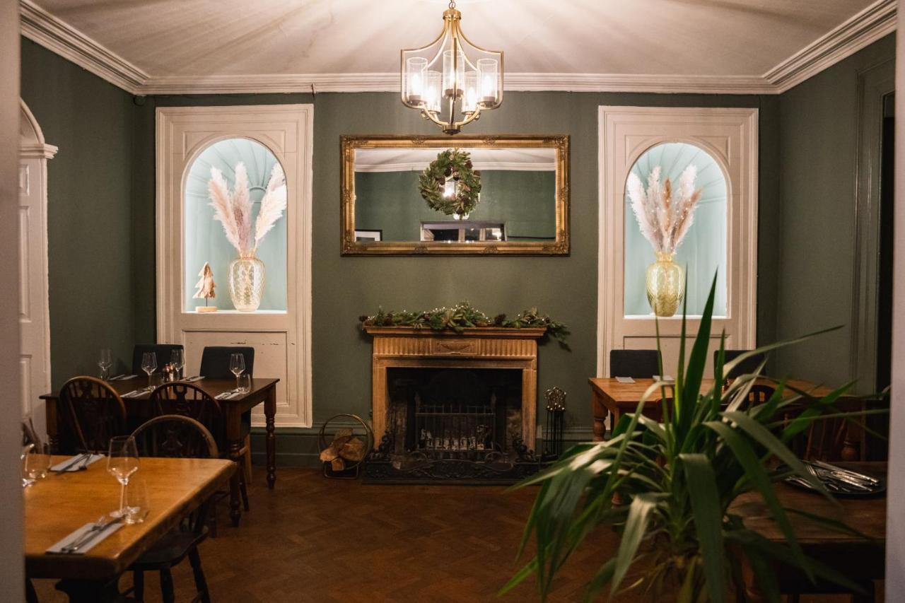 The George Inn Wedmore Екстер'єр фото
